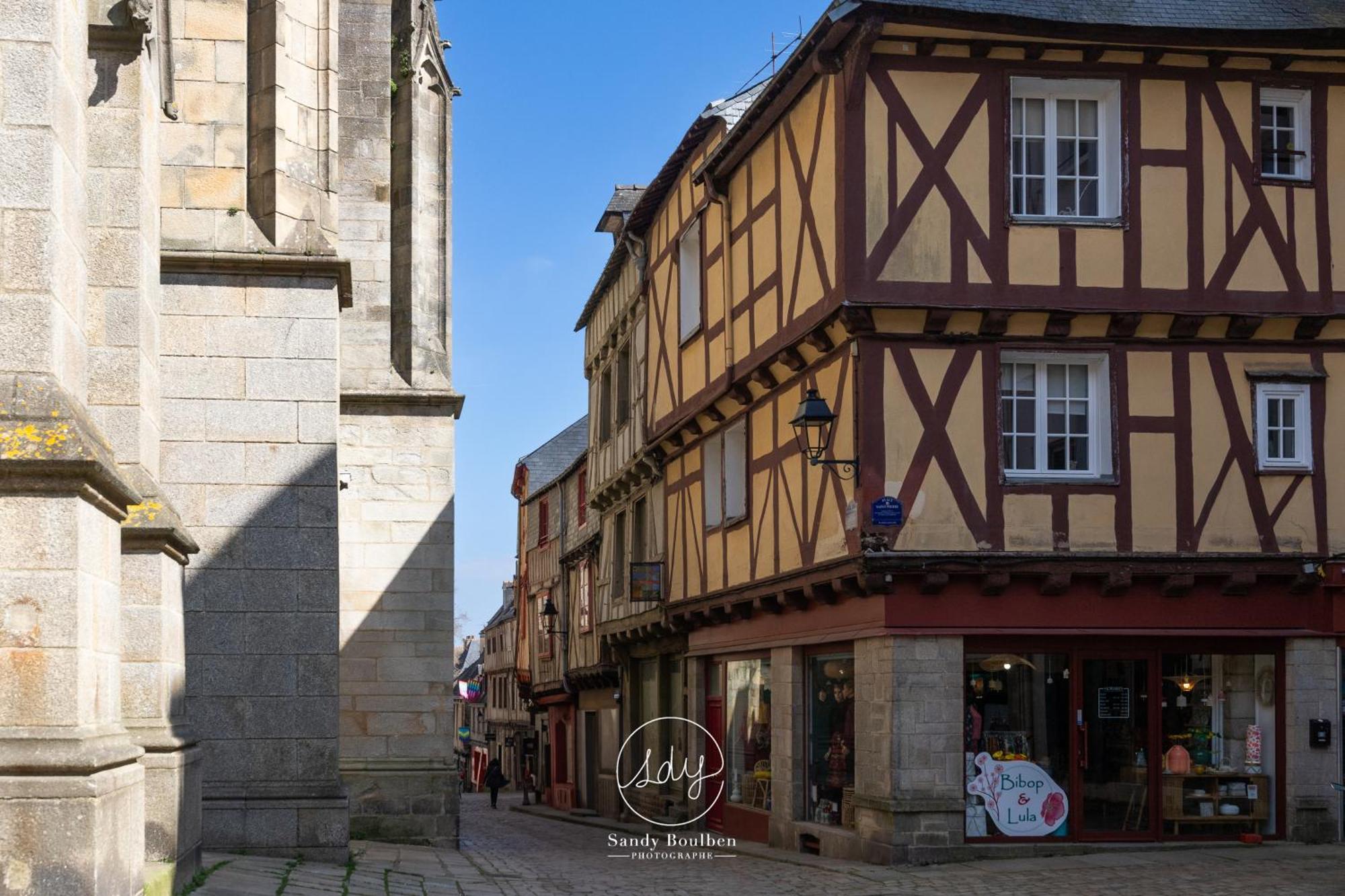 Le Patio - Hypercentre - Cour Au Calme - Wifi Apartment Vannes Exterior photo